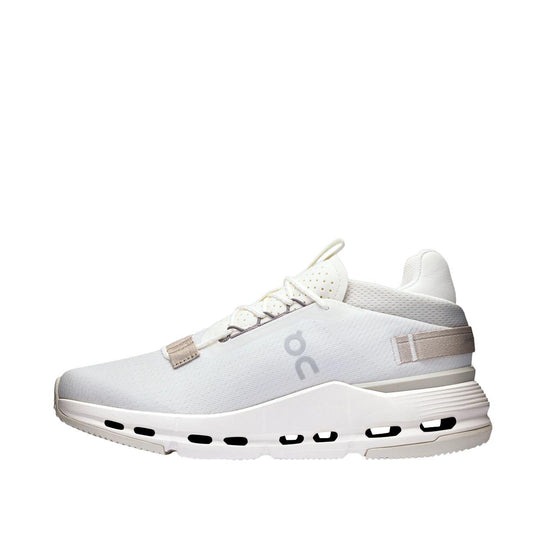 Sneakers Donna On Running Cloudnova 2 Sabbia